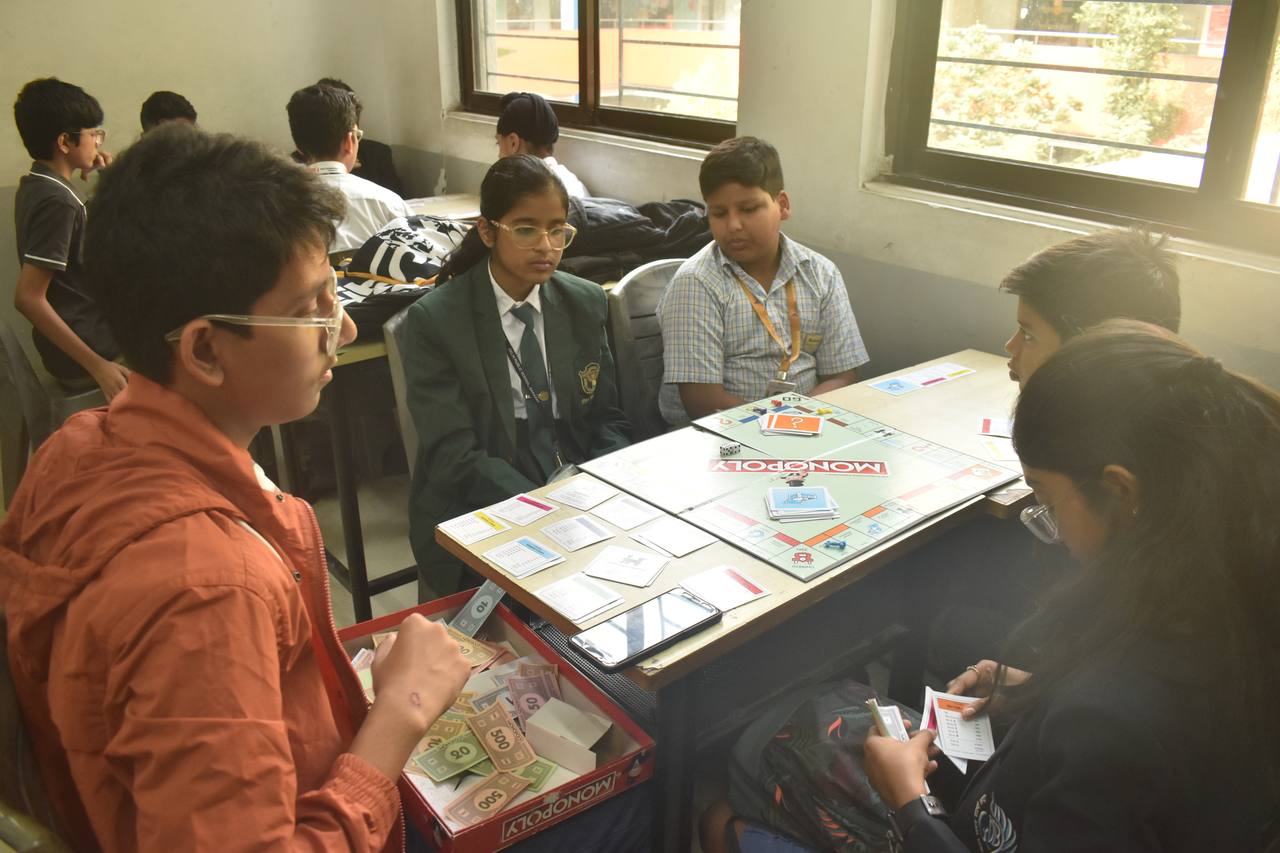 Monopoly Masters in action